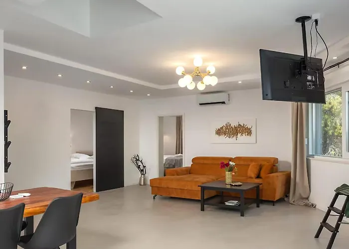 Holiday home Stunning In Pula